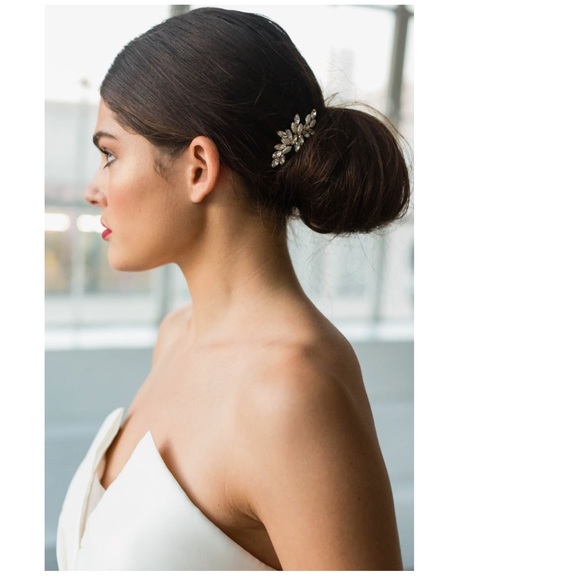 BRIDES & HAIRPINS Vasiliki Crystal Hair Comb main image 6